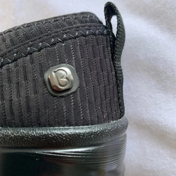 Bzees Niche Slip On Washable
Womens Slip Ons Black Mesh Fabric Size 6 - Picture 7 of 9